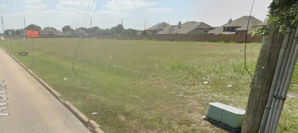417 Avenue E, Stafford