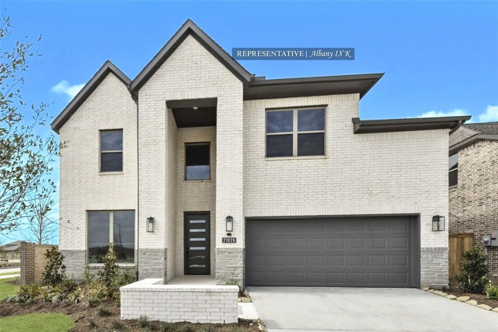 6511 Redwood Forest Court, Manvel