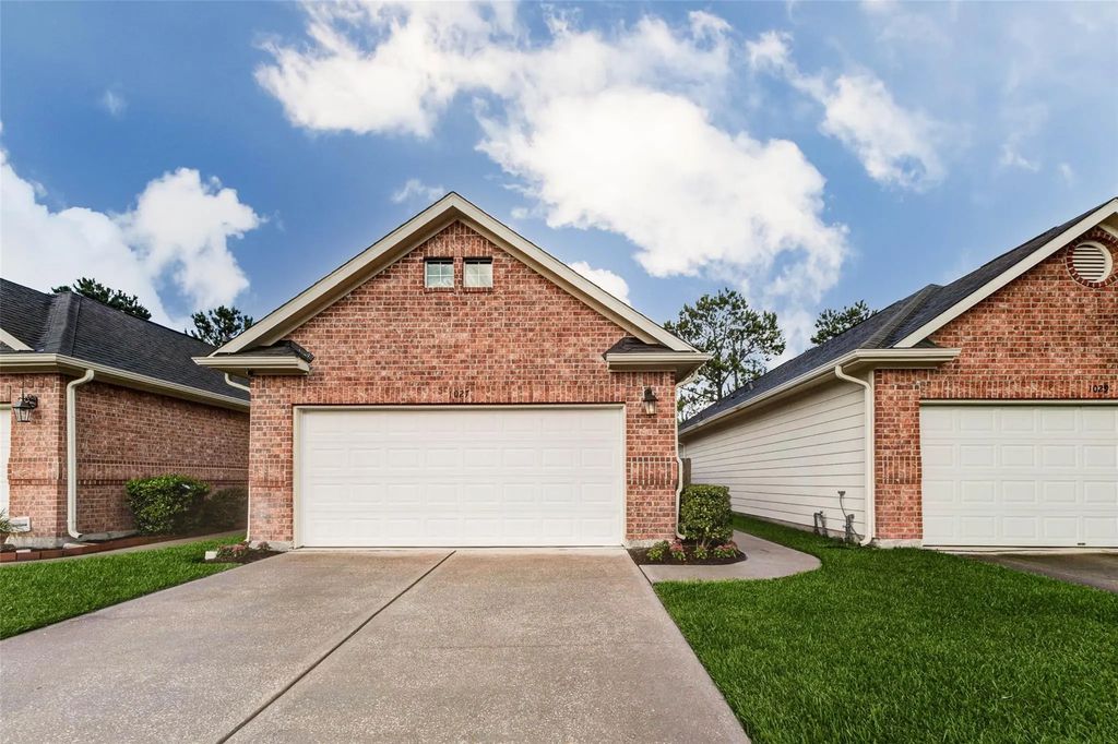 1027 Sweet Pine Drive, Katy
