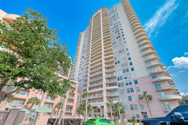 3505 Sage Road 1206, Houston