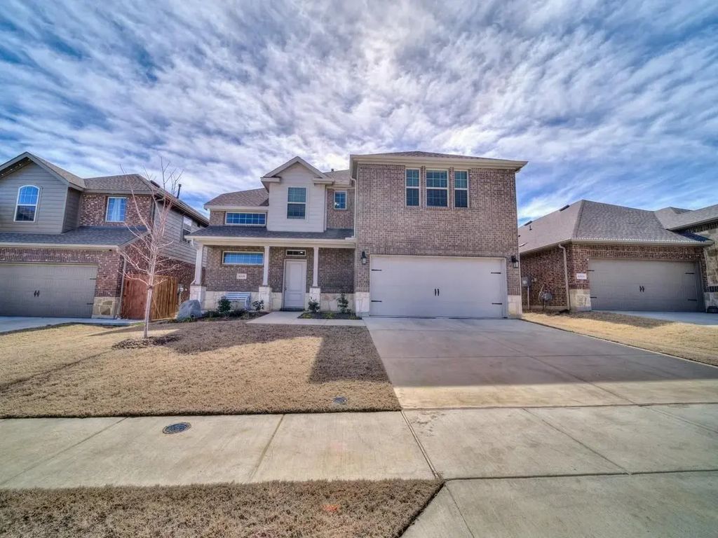 10528 Breezeway Drive, Aubrey