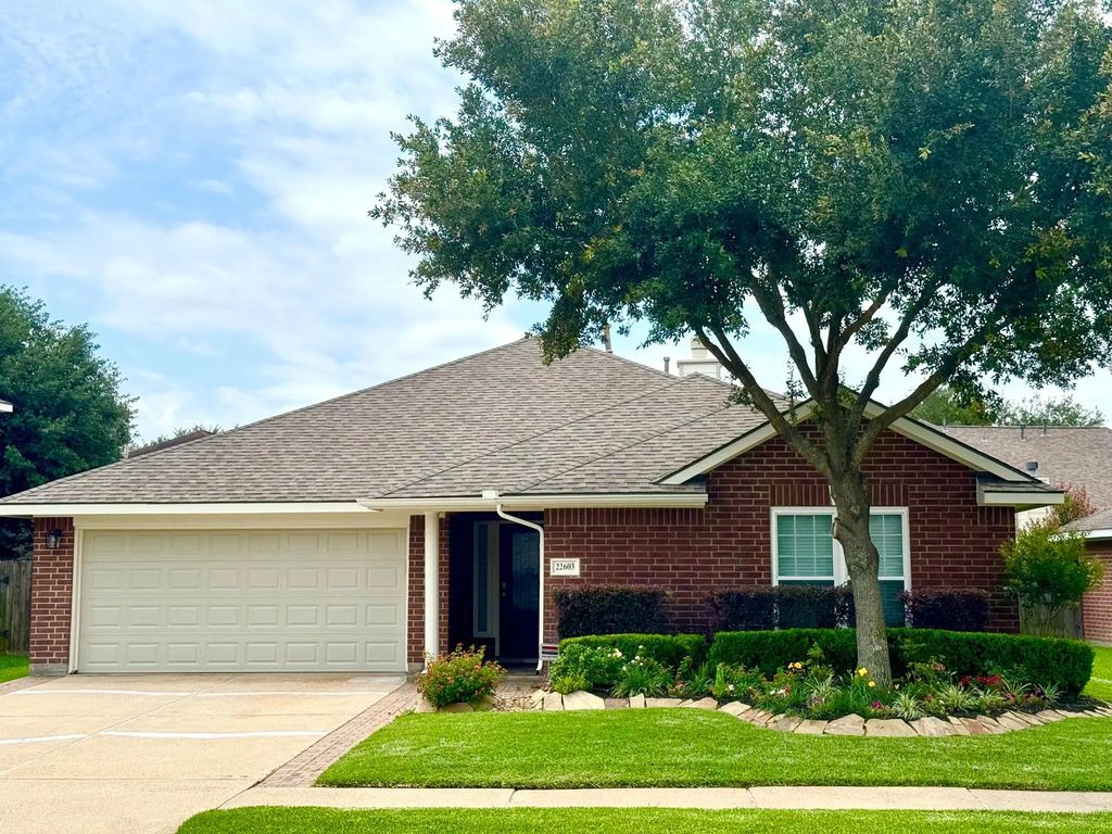 22603 Holly Lake Drive, Katy