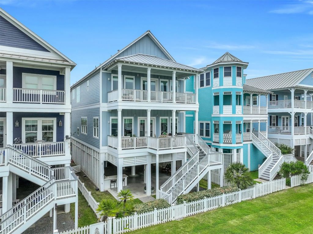 3823 Conch, Galveston