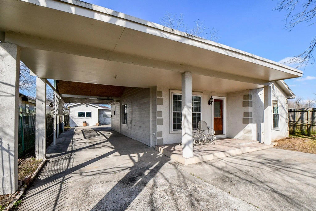 2237 Cromwell Street, Houston