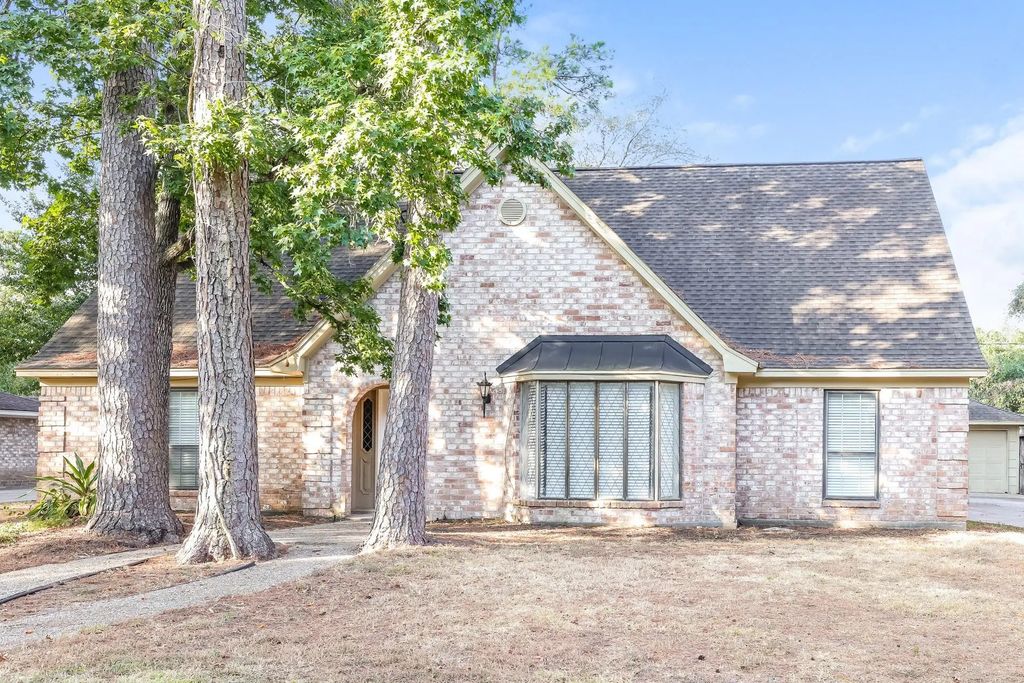 11715 Gardenglen Drive, Houston