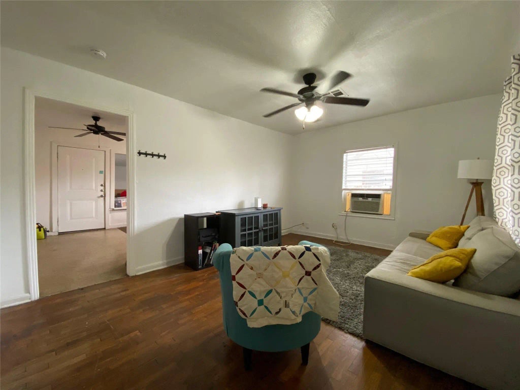 6658 Stearns Street, Houston