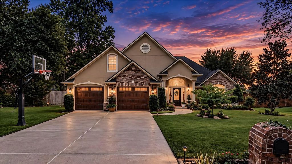 131 S Park Drive, Montgomery