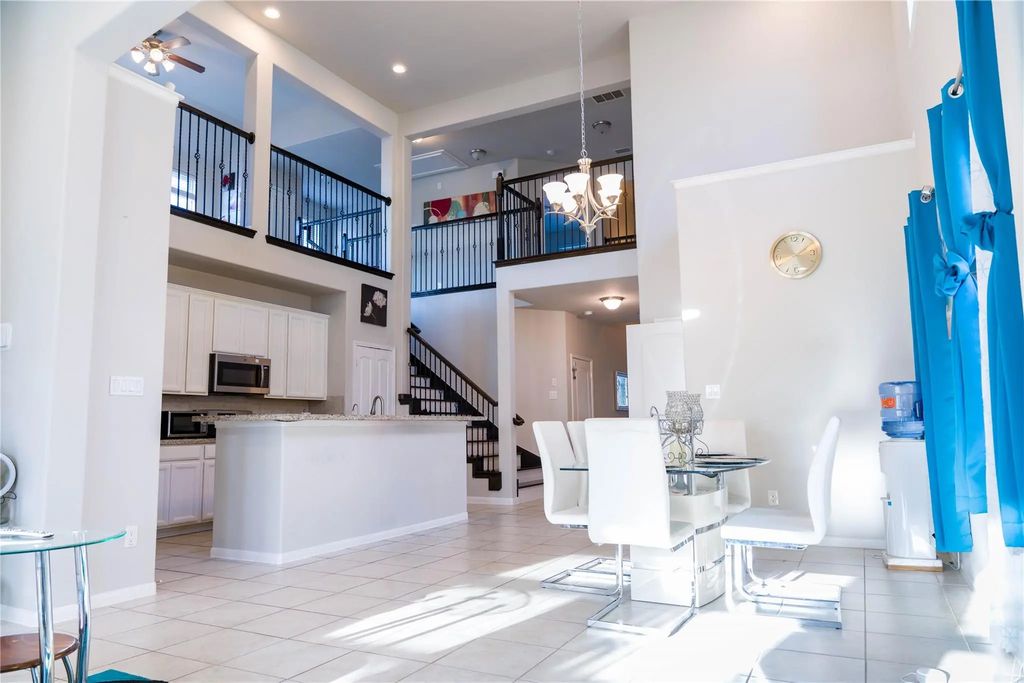 5915 Summer Holly Lane, Richmond
