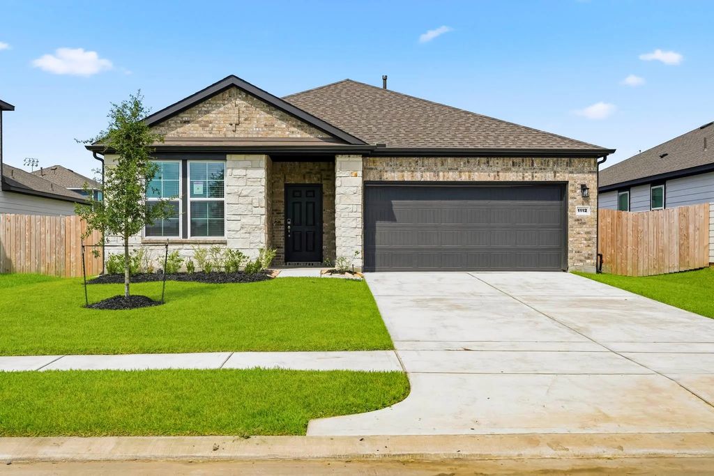 1112 Independence Avenue, Bay City