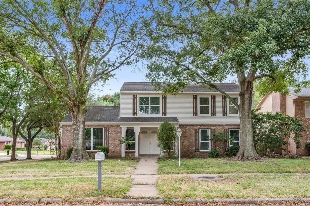 1926 Lantern Lane, Missouri City