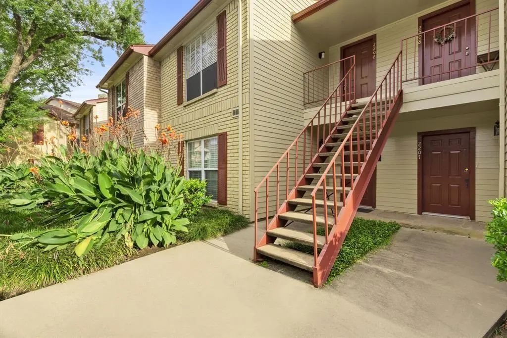 2120 El Paseo Street 2206, Houston