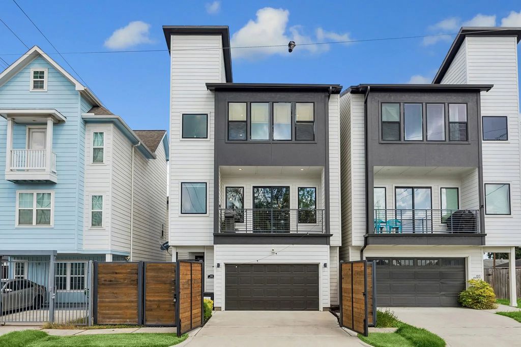 1615 Bigelow Street, Houston