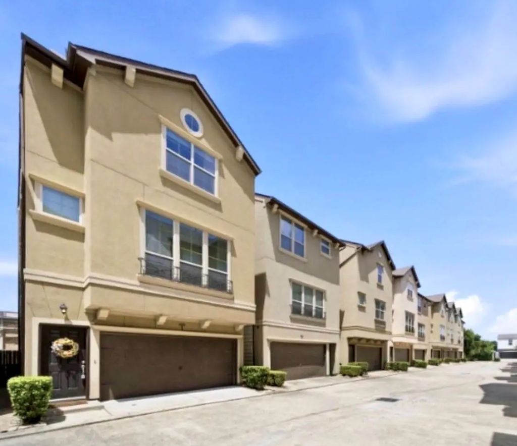 6363 Fairdale Lane L, Houston