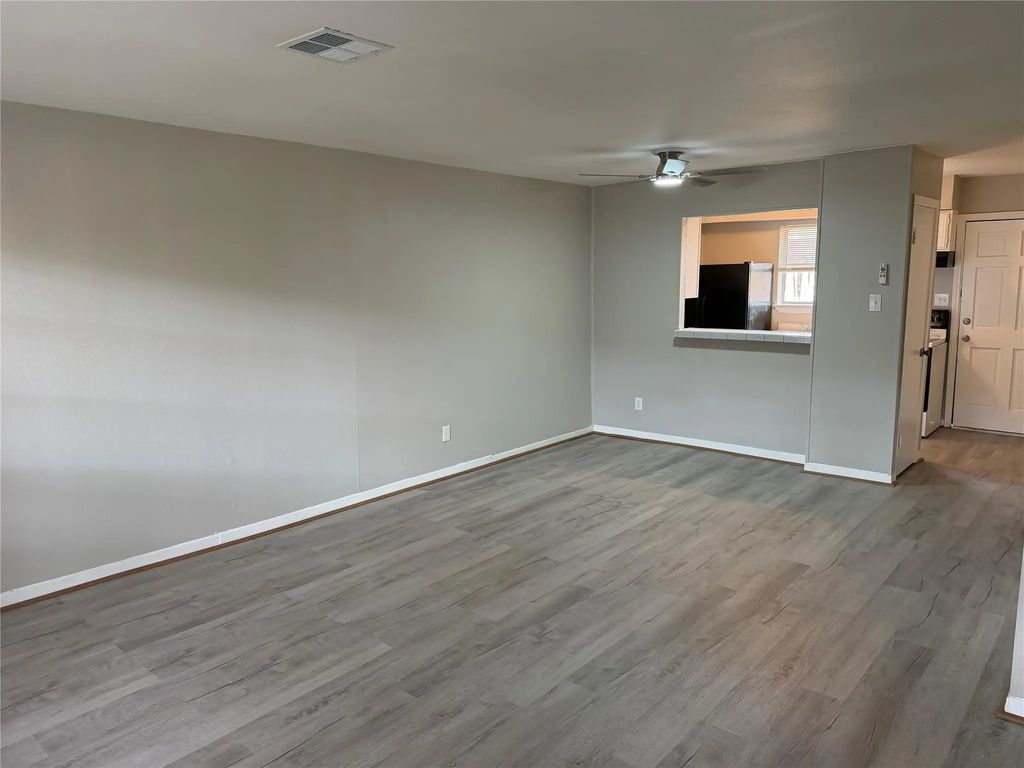 3320 Burke Road 54, Pasadena
