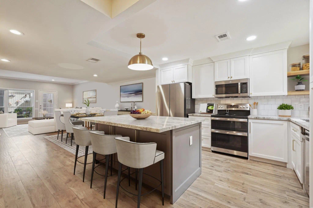 2236 S Piney Point Road 101, Houston