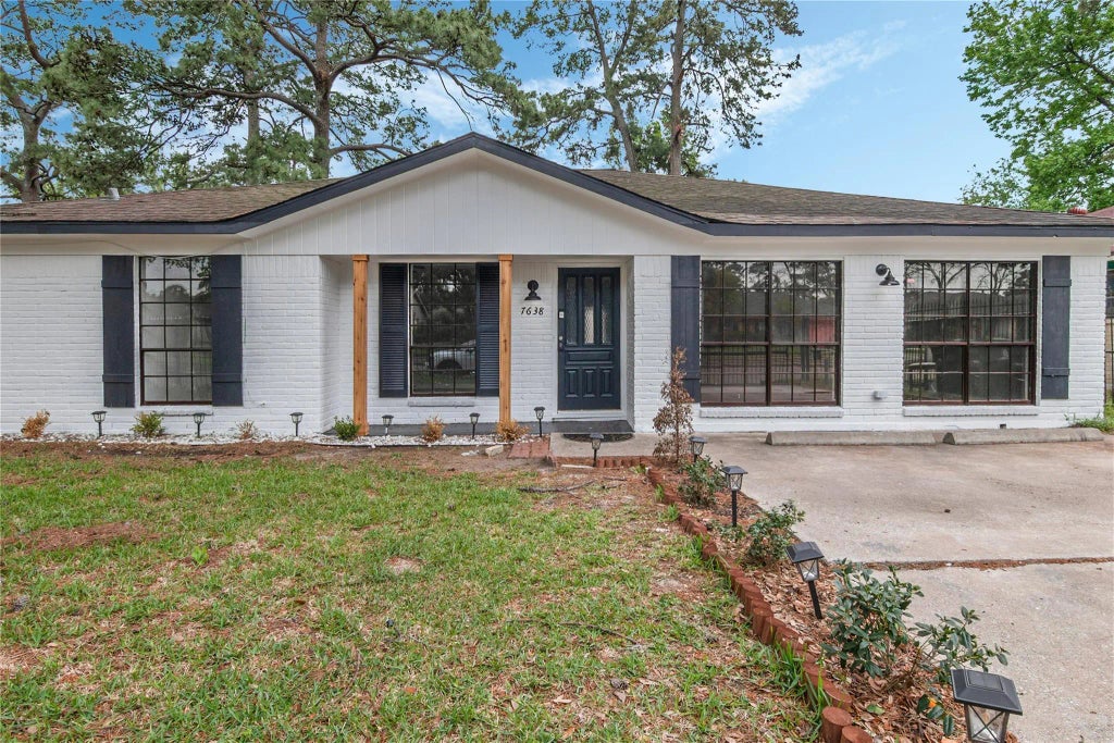 7638 Parker Road, Houston
