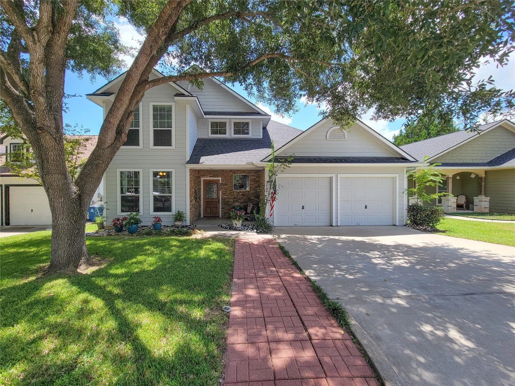 201 Chatham, Bellville