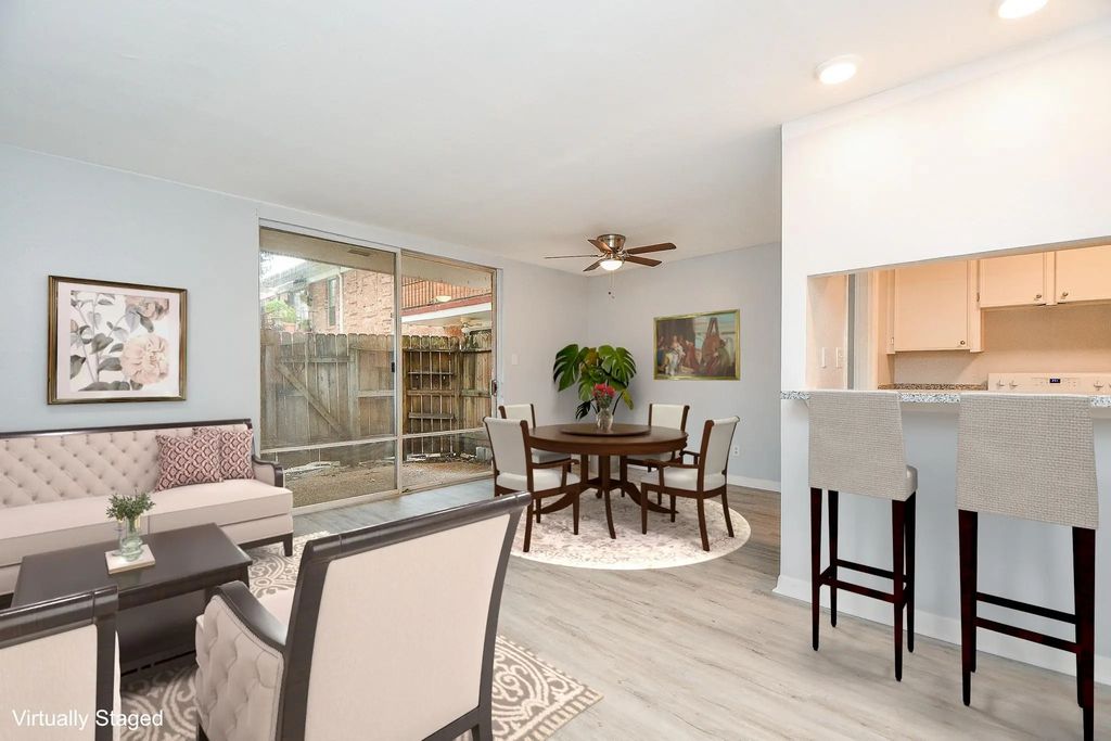 2822 Briarhurst Drive 43, Houston