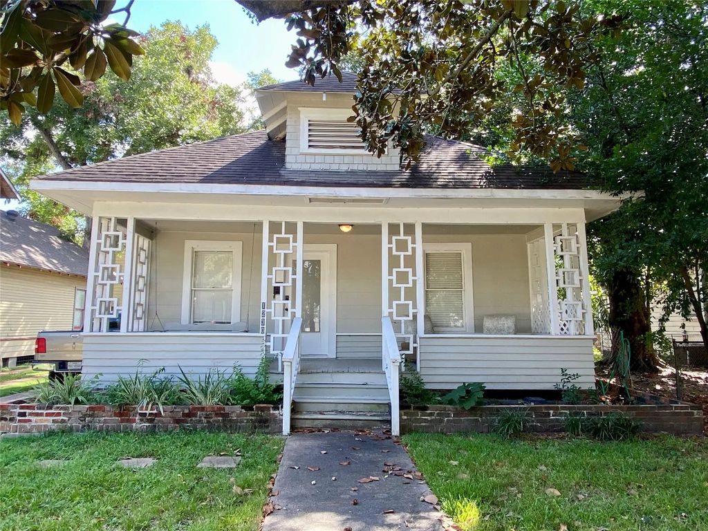 1230 Ashland Street, Houston