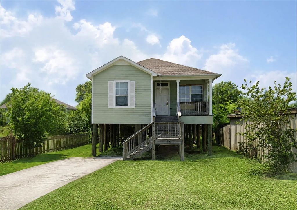 944 24th Street, San Leon