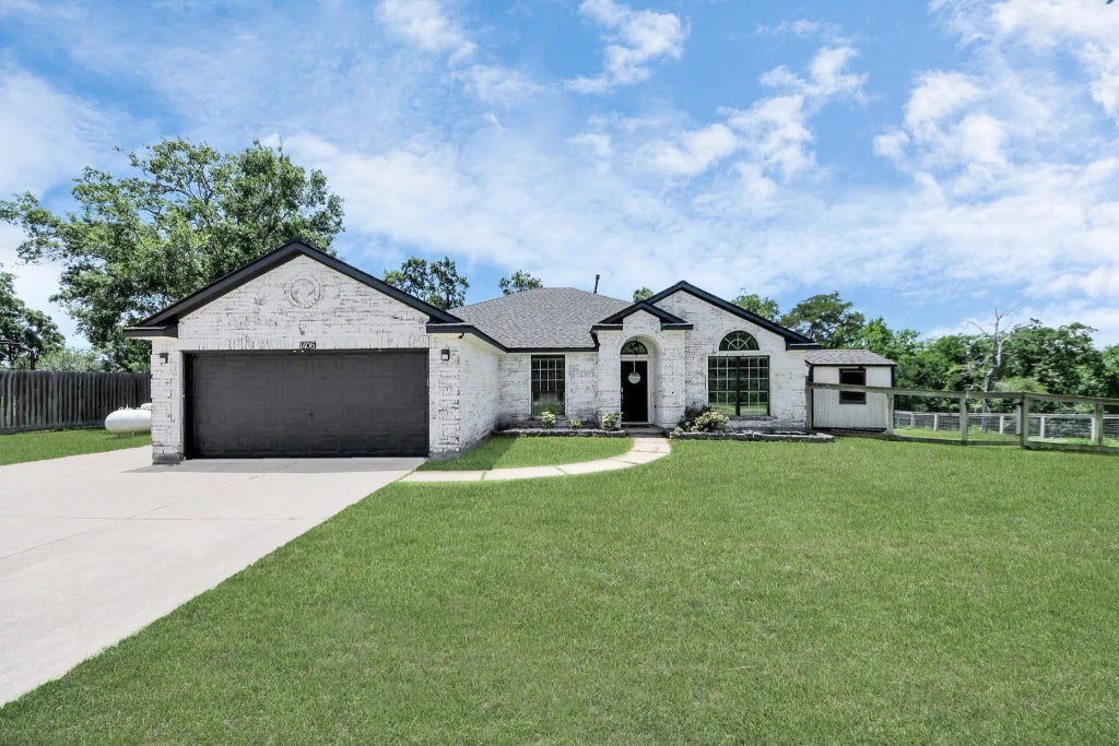 1406 William Trace, Baytown