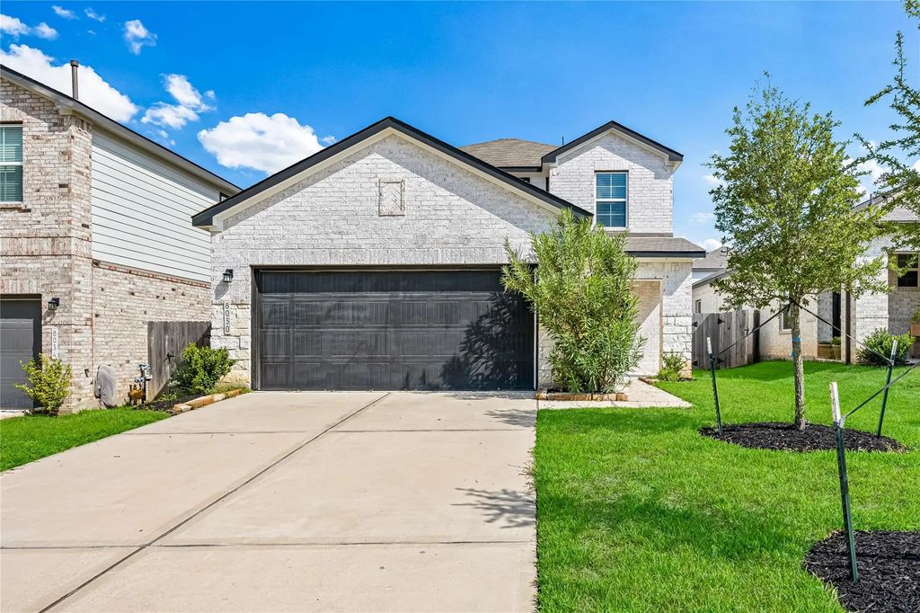 8030 Peppercorn Street, Magnolia