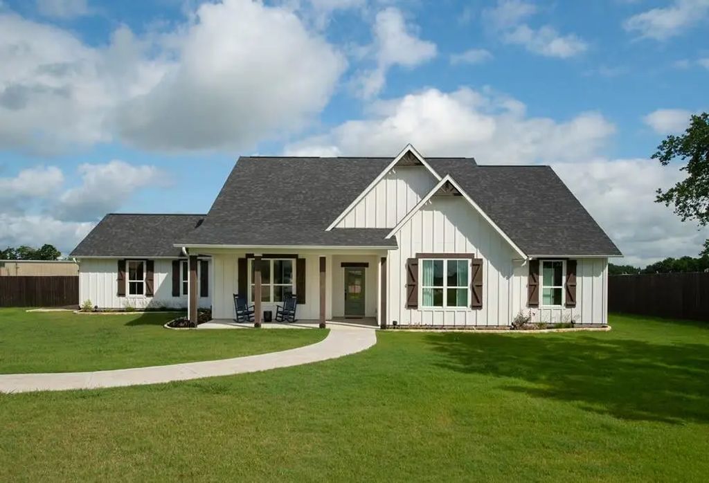 1005 Mustang Crossing Drive, Waller