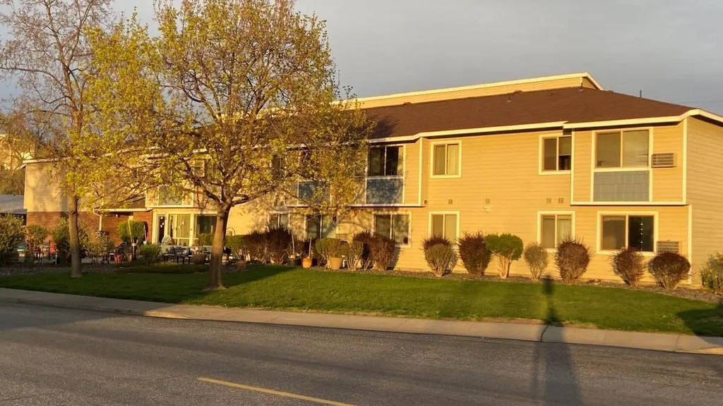 1403 Meade Ave, Other