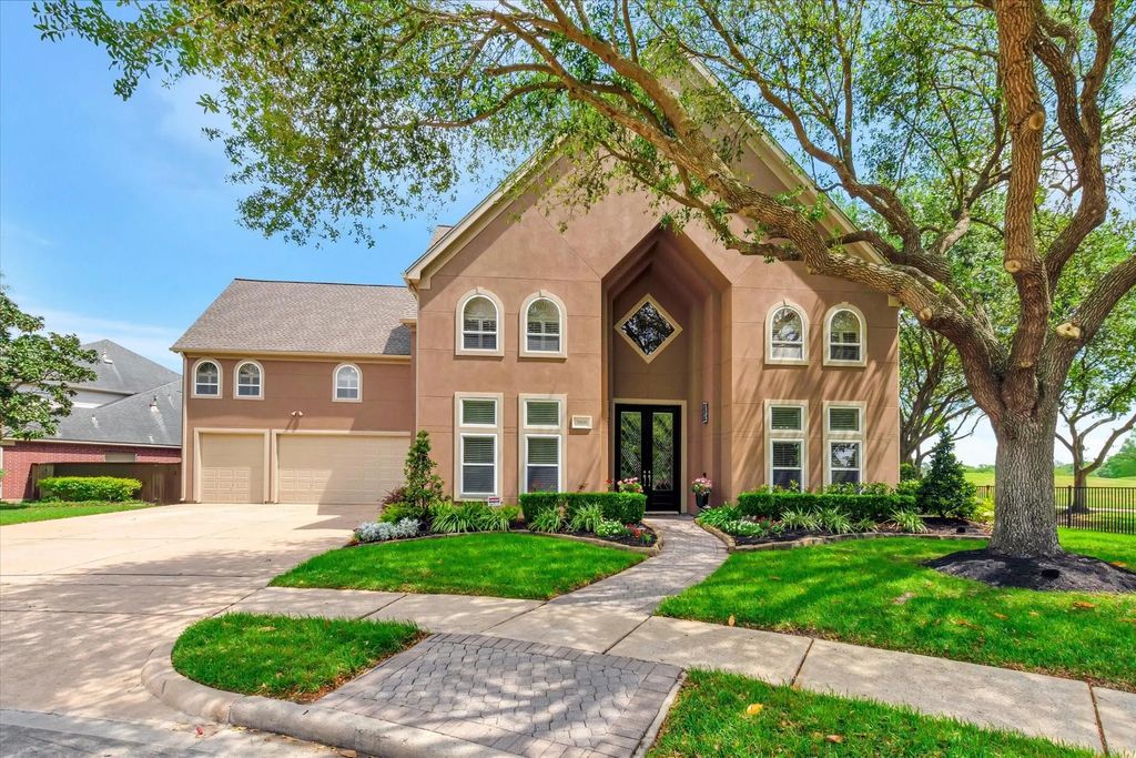 3806 Canyon Bluff Court, Houston