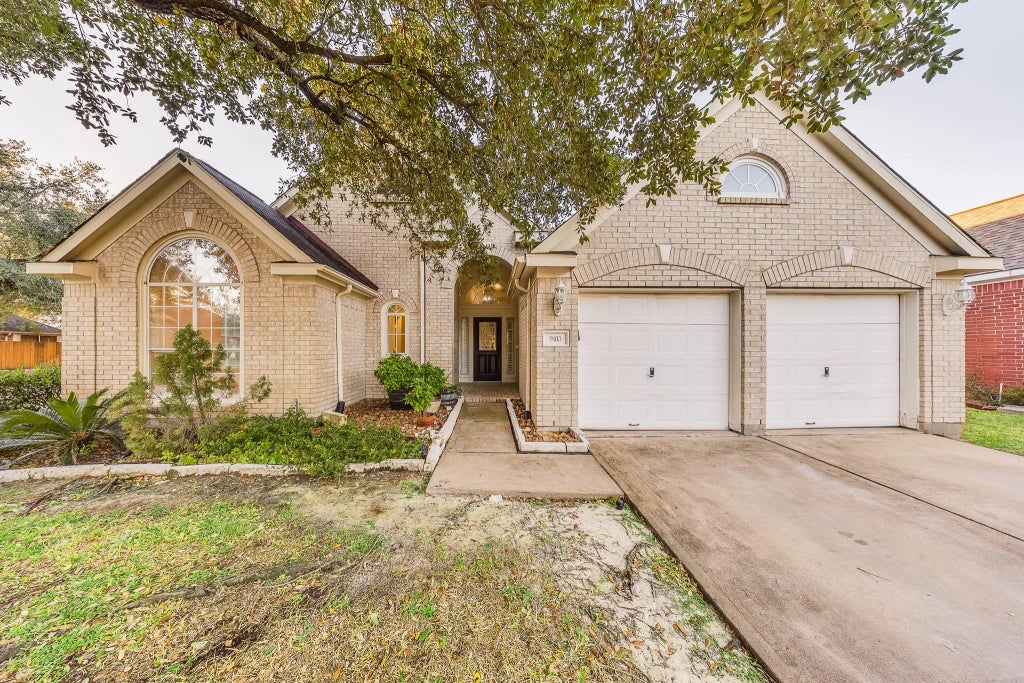 9103 Eaglecove Drive, Houston