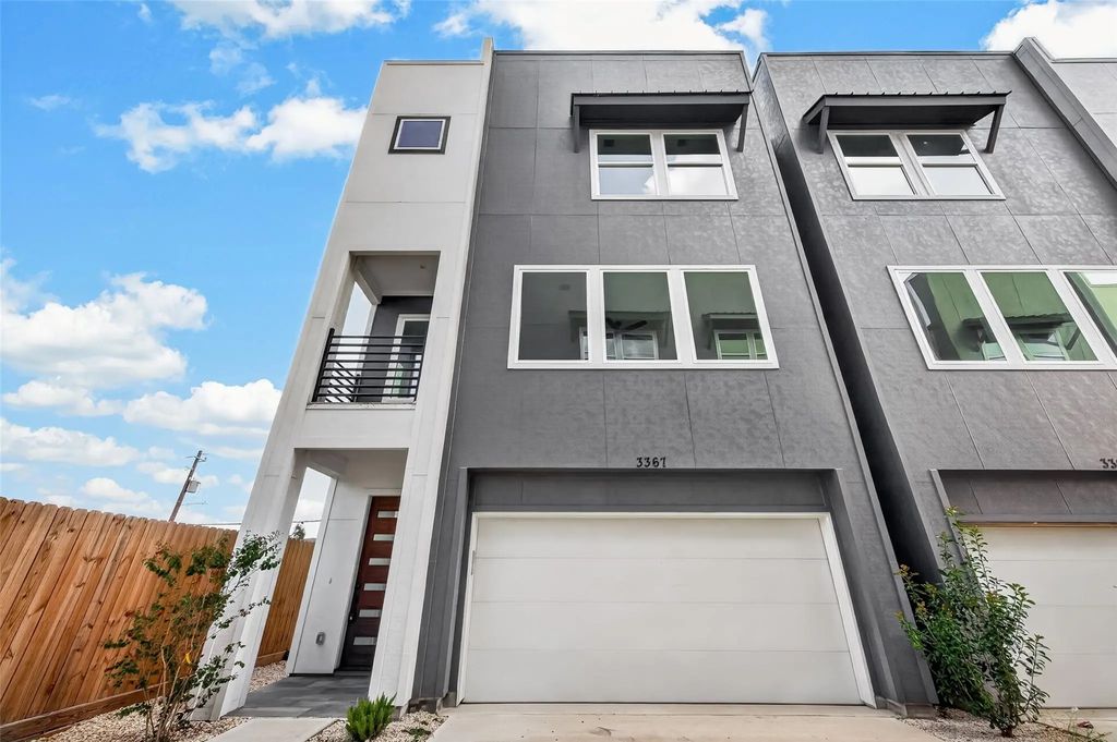 3367 Yellowstone Boulevard, Houston