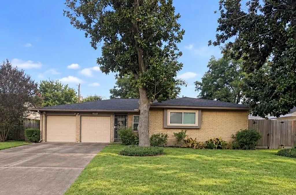 13023 Southfield Drive, Houston