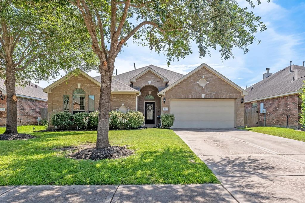119 Emerald Loch Lane, Houston