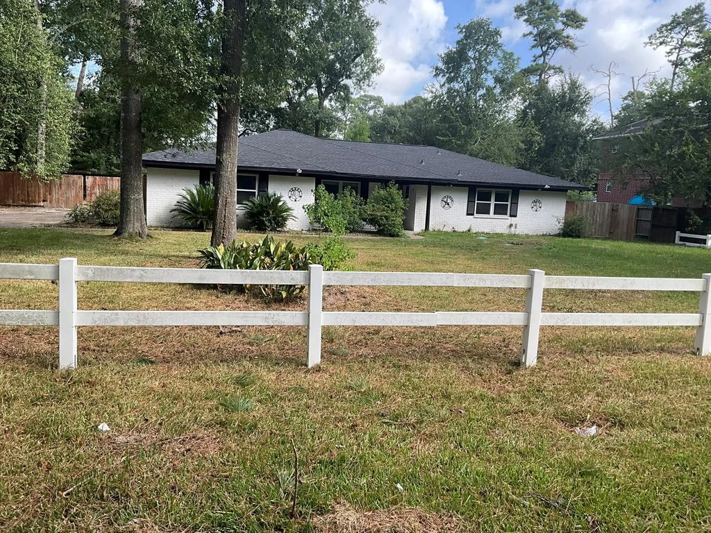 2314 Creekleaf Road, Houston