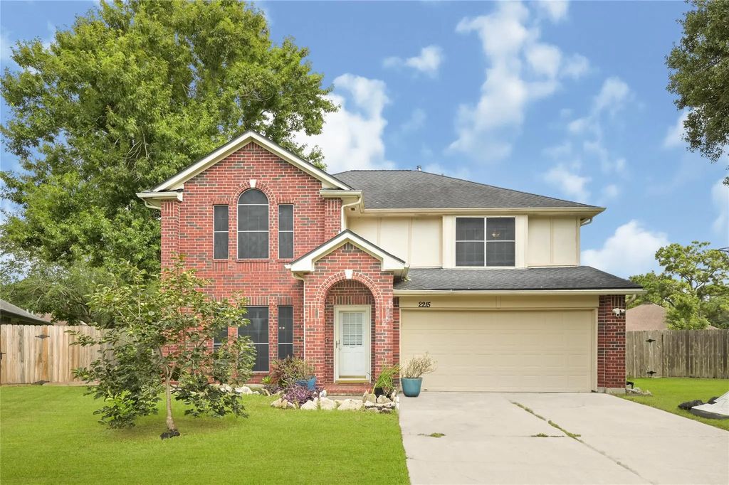 2215 Dublin Drive, League City