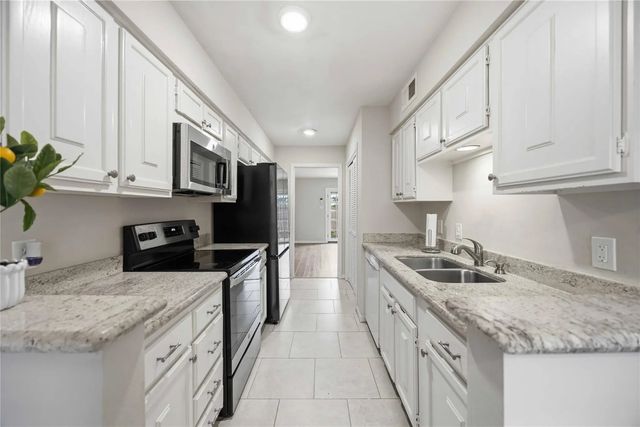 10336 Briar Forest Drive, Houston