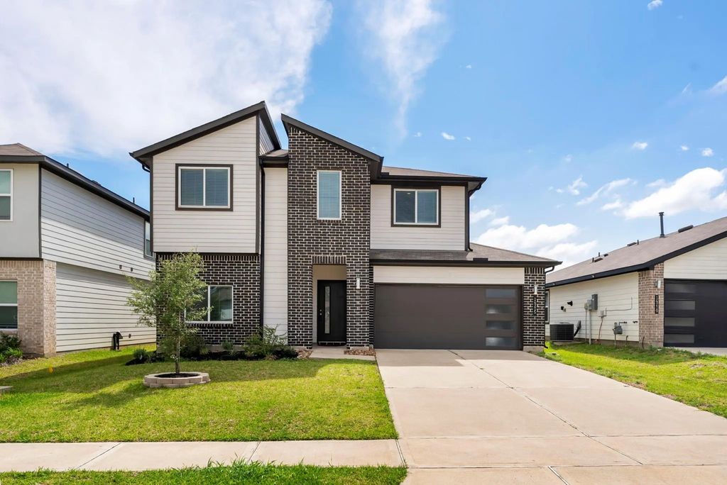14215 Black Canyon Lane, Conroe