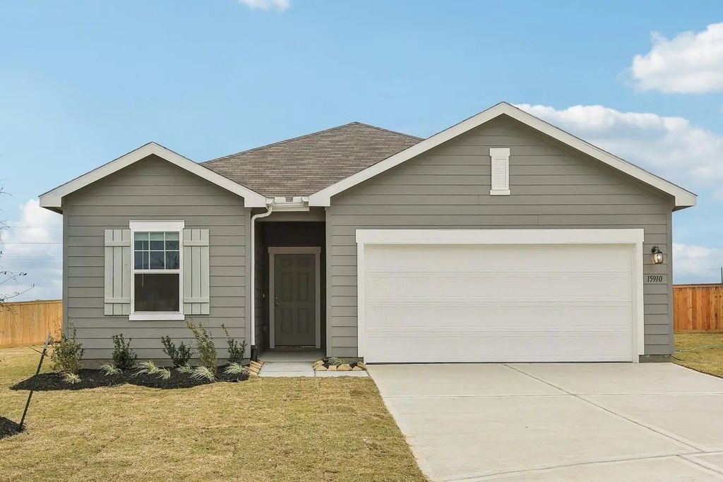 2419 Evergreen Falls Drive, Crosby