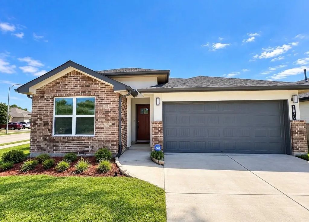 1830 Plantation Place, Baytown