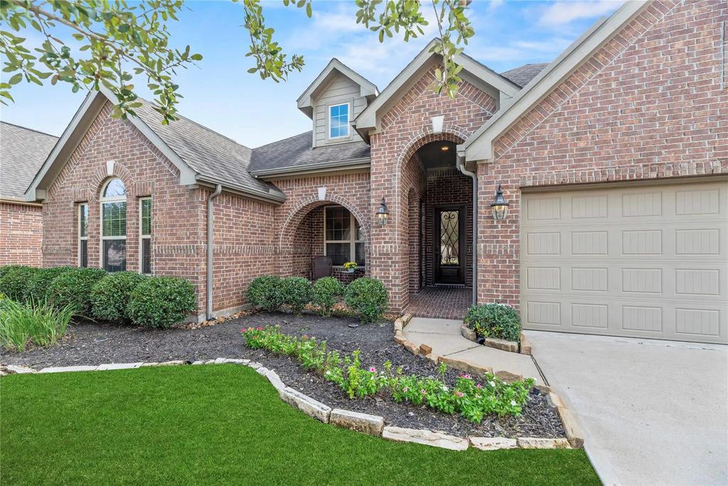 6407 Sunstone Falls Lane, Katy