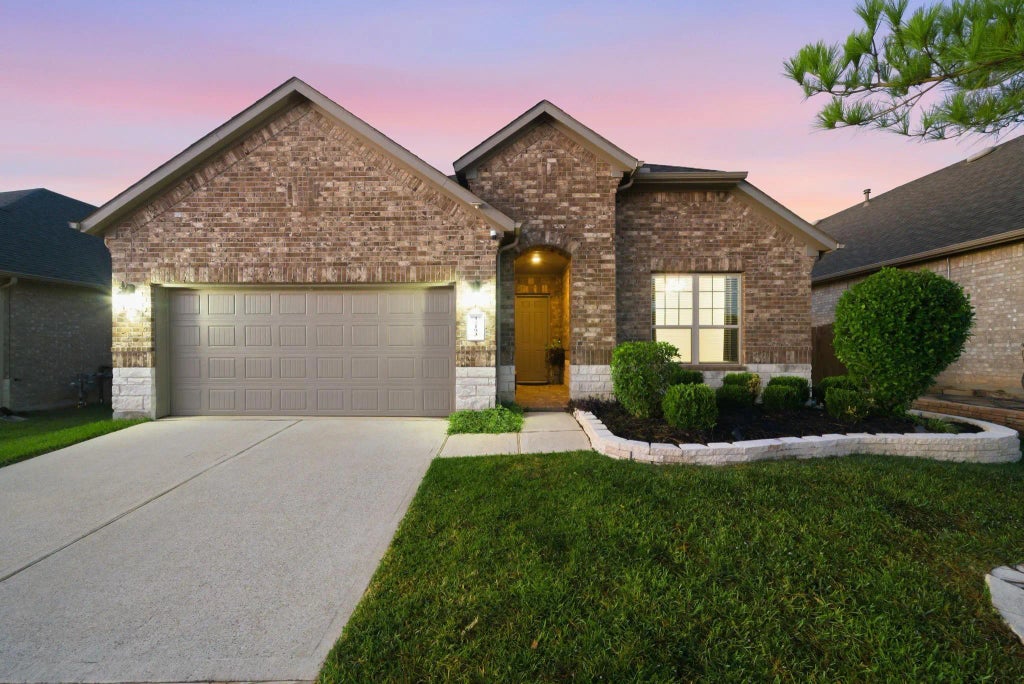 12193 Pearl Bay Court, Conroe