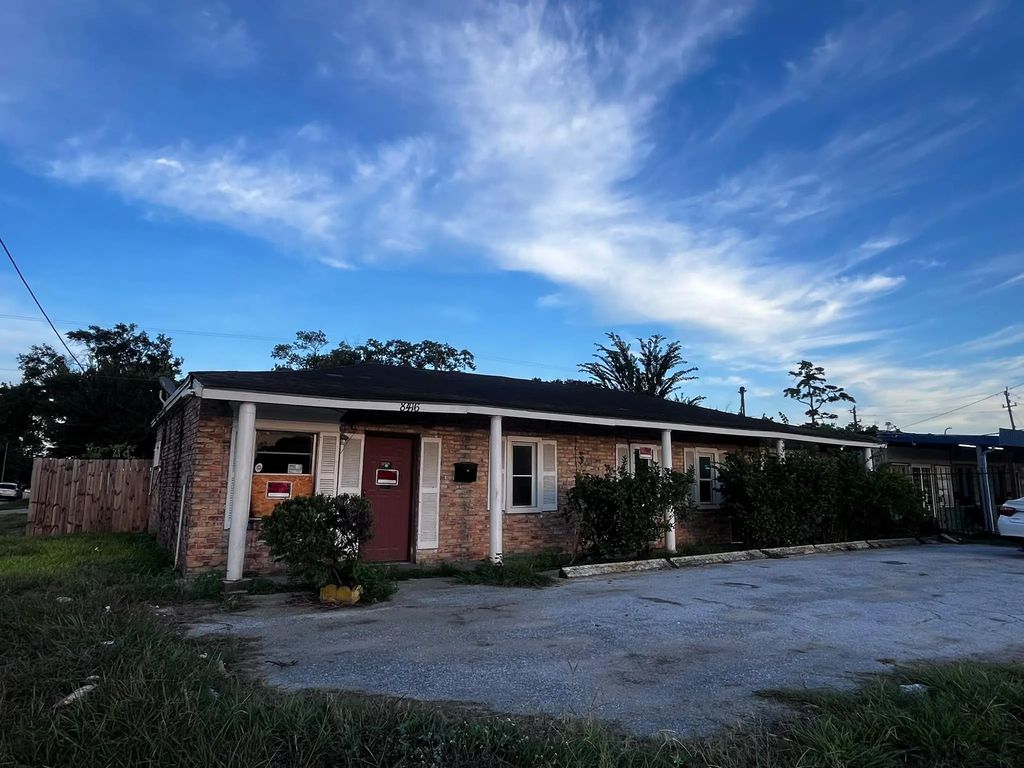 8416 Mesa Drive 9, Houston