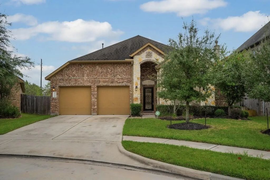 13711 Contour Court, Richmond