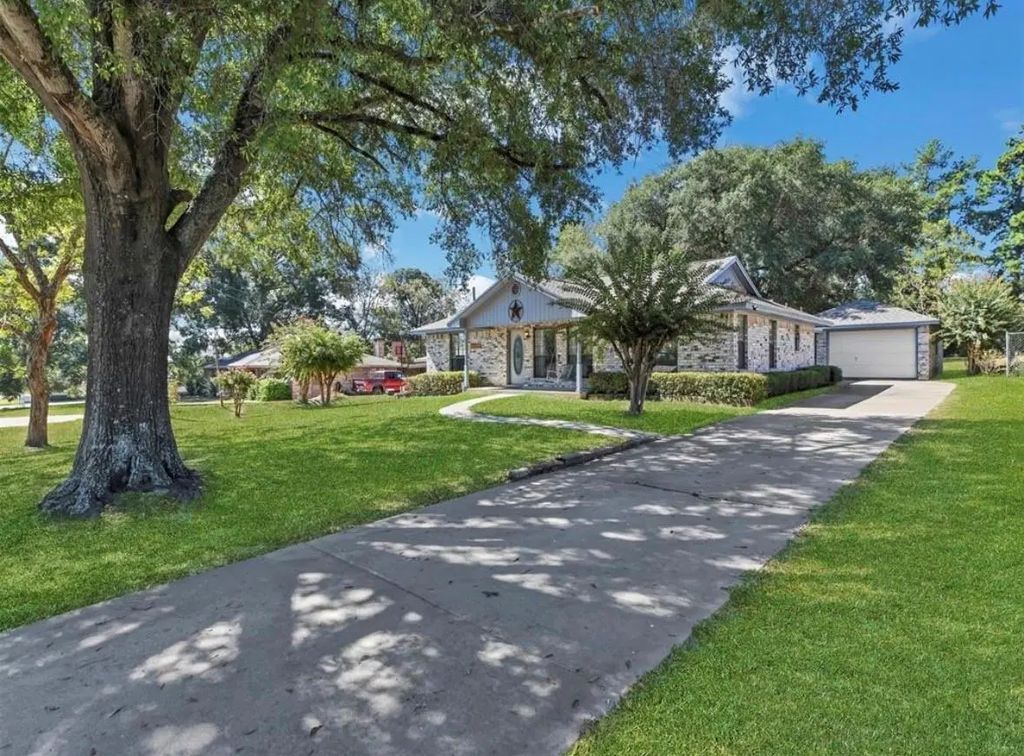 70 E Post Oak Lane, Shepherd