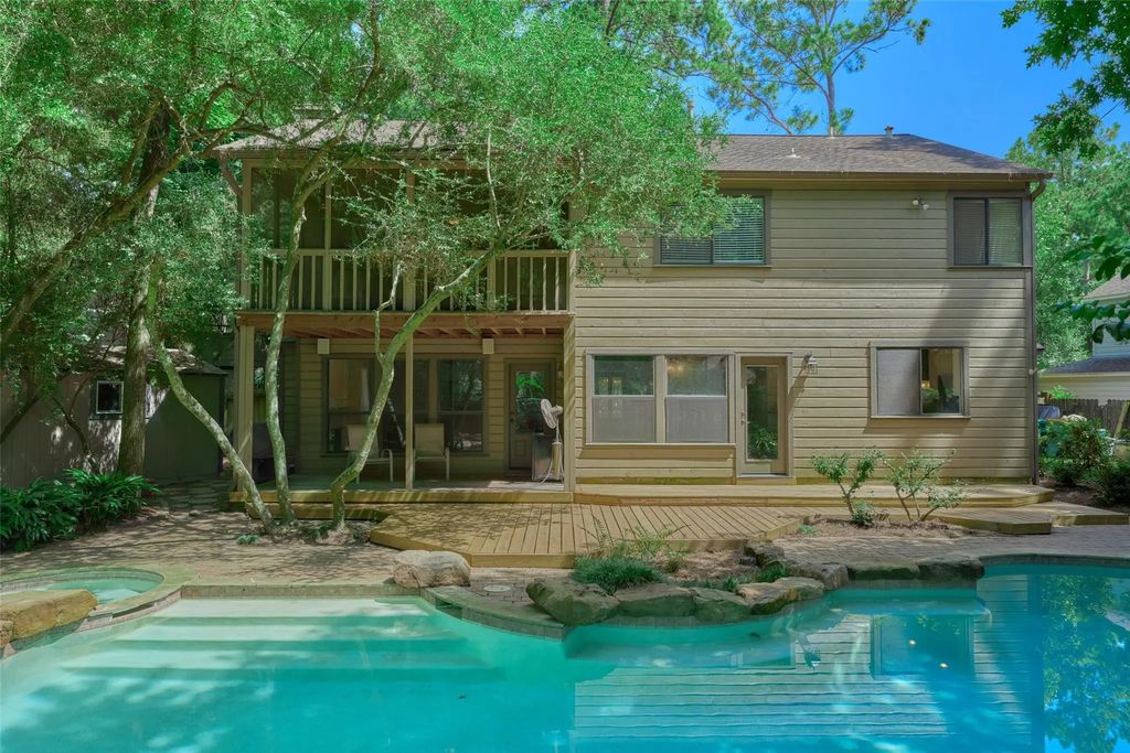 11 Song Sparrow Place, Spring
