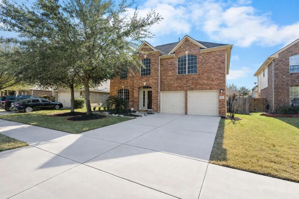 7419 Chathan Glen Lane, Richmond