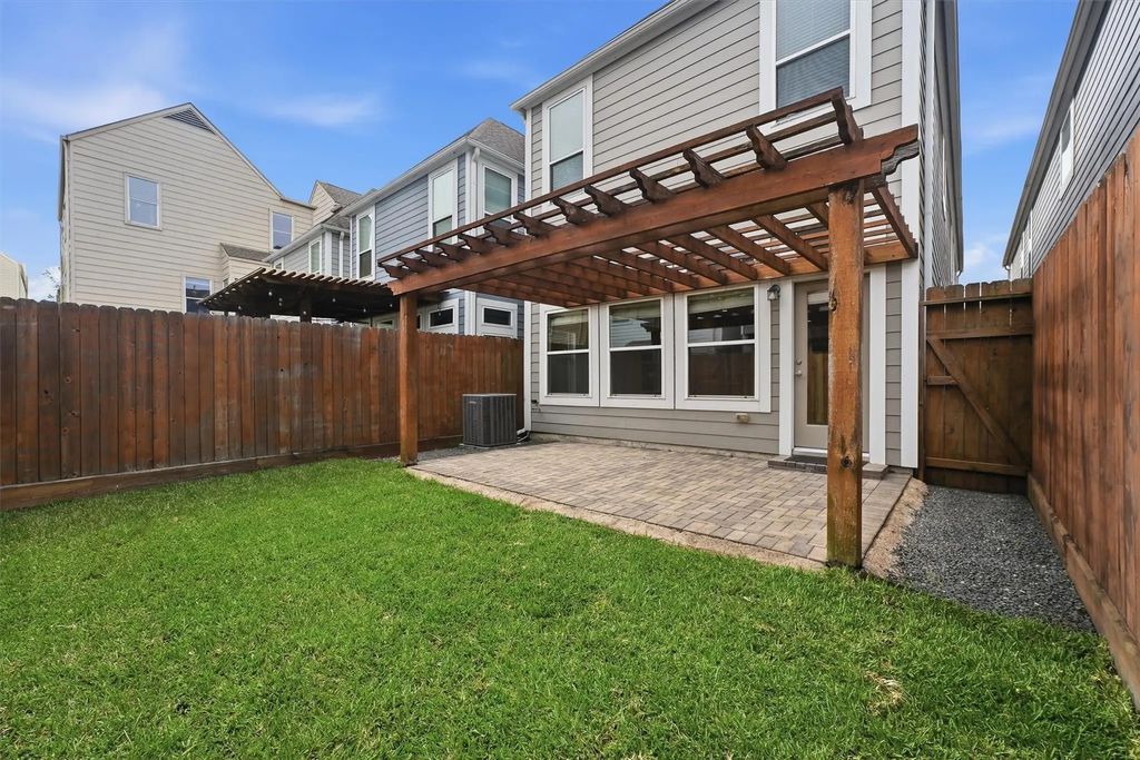 5326 Darling Street, Houston