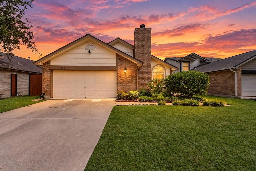 1523 Ainsdale Drive, Houston