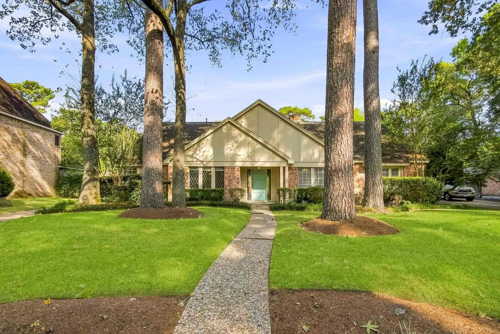 3519 Oak Lake Drive, Kingwood