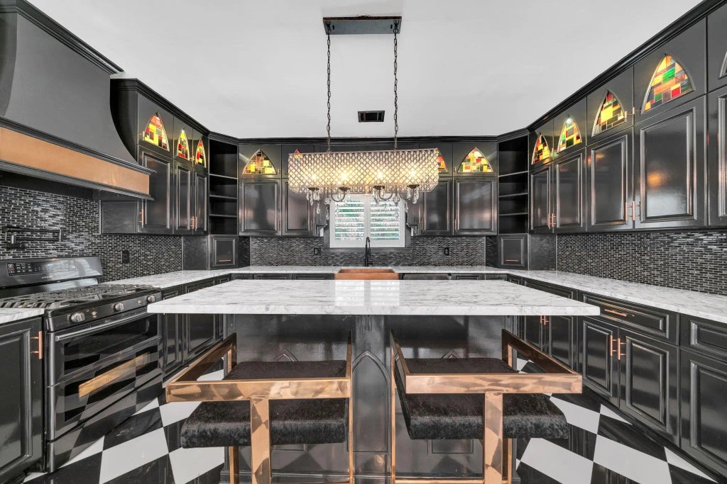 3102 Breezy Pines Court, Houston